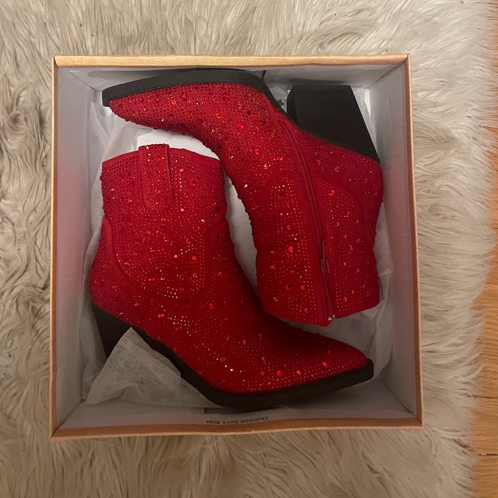 Women’s booties